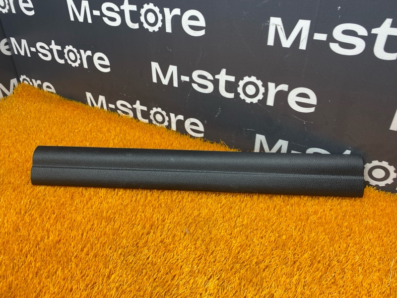 Накладка на порог салона, 300 рублей, Красноярск