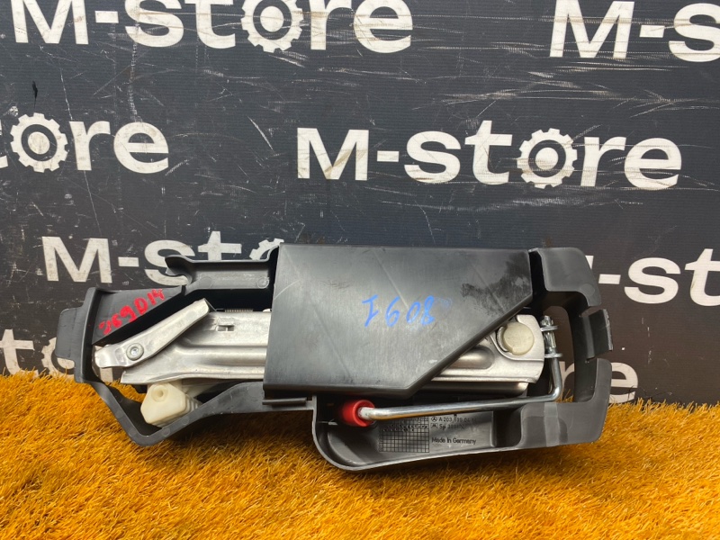 домкрат, 3000 рублей, Красноярск