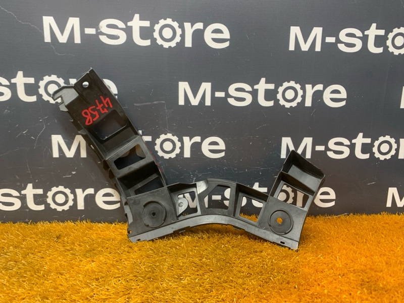 крепление бампера, 500 рублей, Красноярск