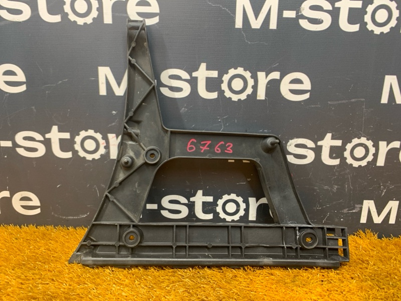 крепление бампера, 500 рублей, Красноярск