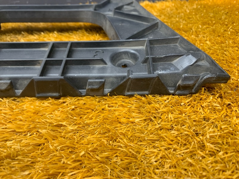 крепление бампера, 500 рублей, Красноярск