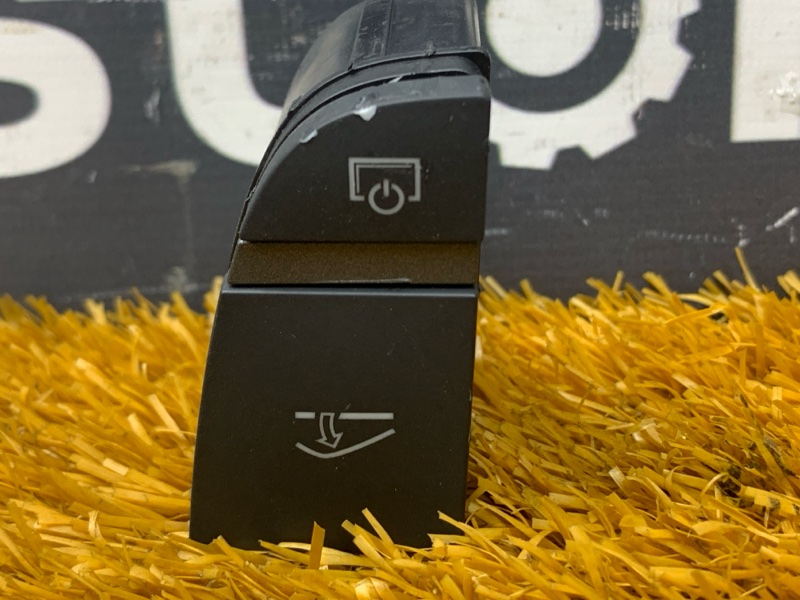 Кнопка бортового компьютера, 200 рублей, Красноярск