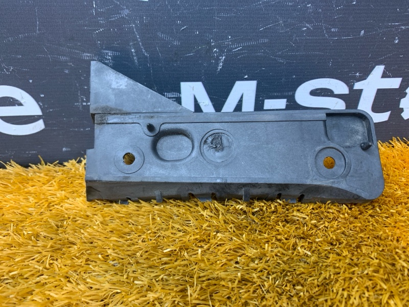 крепление бампера, 800 рублей, Красноярск