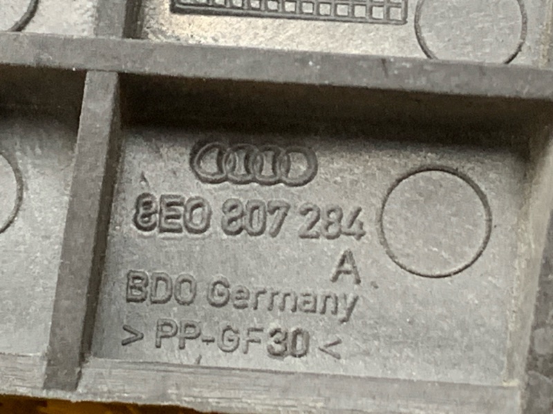 крепление бампера, 800 рублей, Красноярск