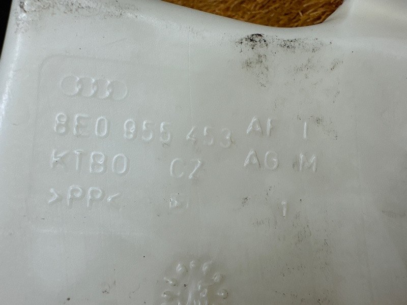 Бачок омывателя, 2500 рублей, Красноярск