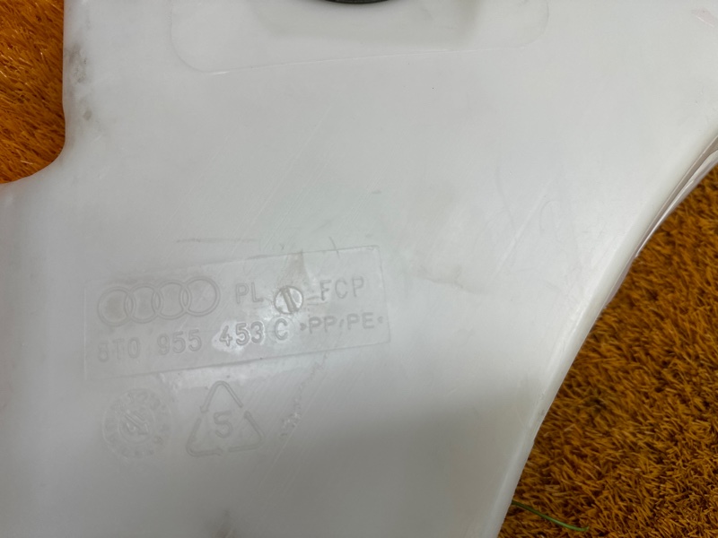 Бачок омывателя, 1000 рублей, Красноярск