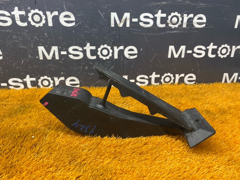 педаль газа, 500 рублей, Красноярск