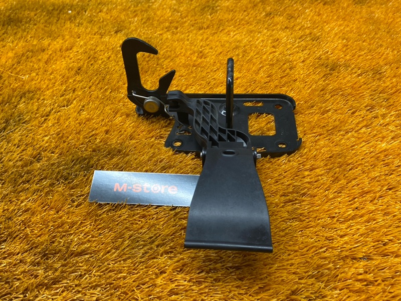 замок капота, 500 рублей, Красноярск