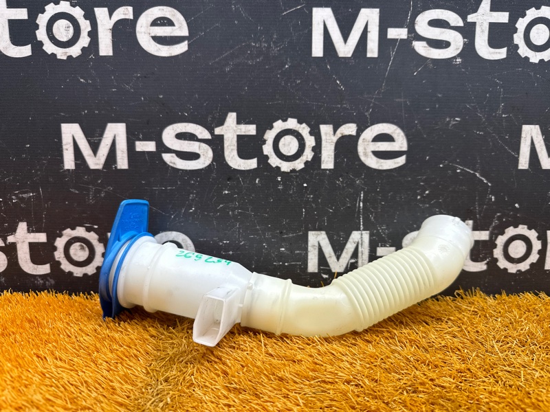 Горловина бачка омывателя, 500 рублей, Красноярск