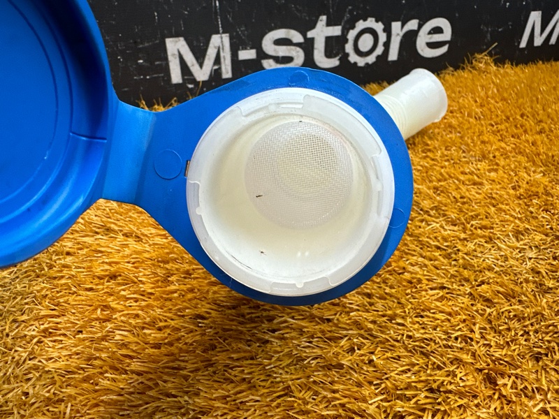 Горловина бачка омывателя, 500 рублей, Красноярск