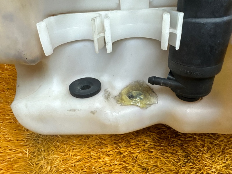 Бачок омывателя, 1500 рублей, Красноярск