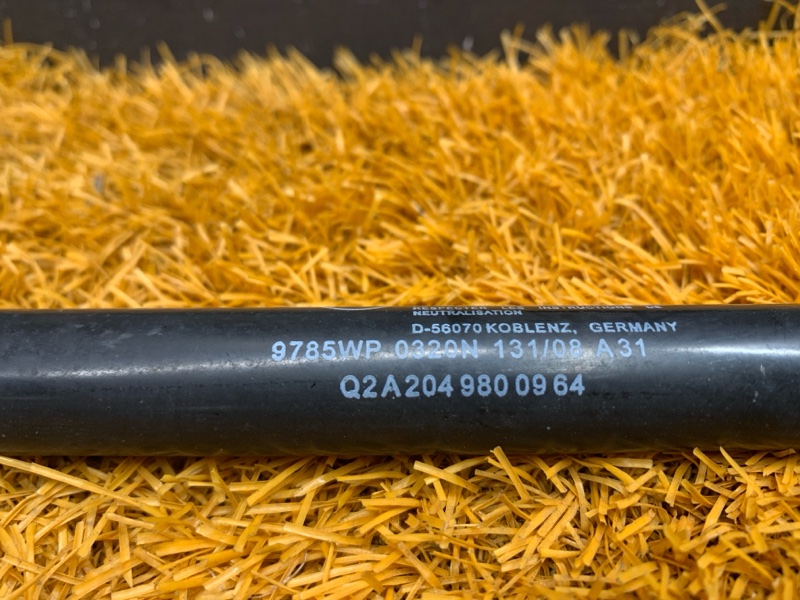 амортизатор капота, 400 рублей, Красноярск