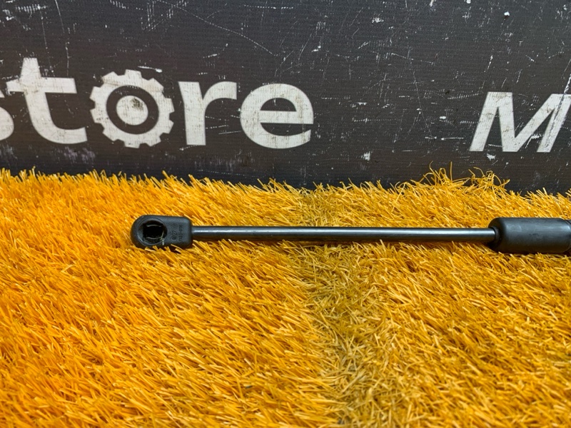 амортизатор капота, 400 рублей, Красноярск