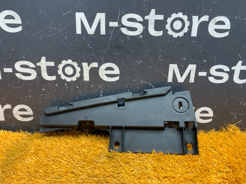 Кронштейн решетки радиатора, 2300 рублей, Красноярск