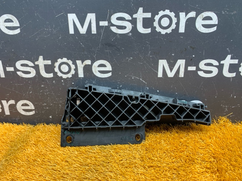 Кронштейн решетки радиатора, 2300 рублей, Красноярск