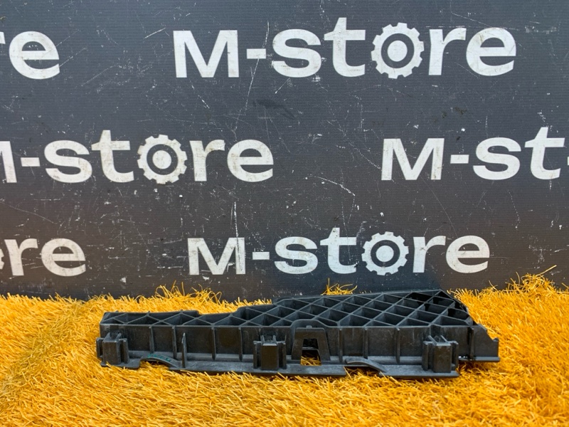 Кронштейн решетки радиатора, 2300 рублей, Красноярск