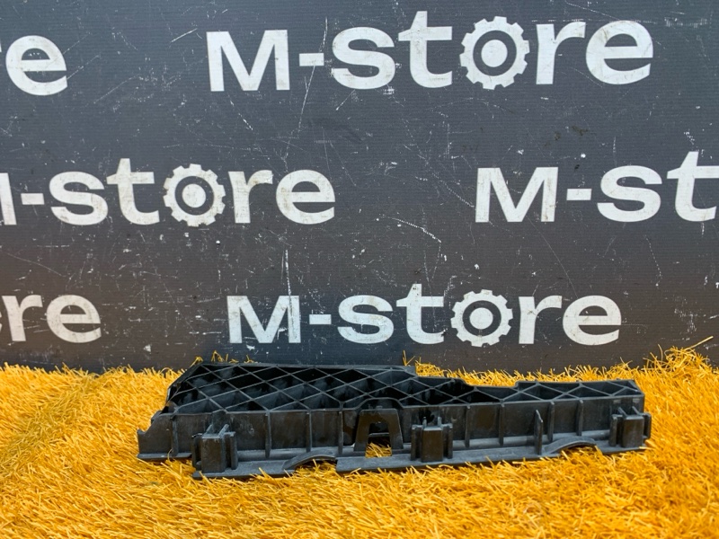 Кронштейн решетки радиатора, 2300 рублей, Красноярск