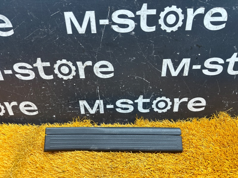 Накладка на порог салона, 200 рублей, Красноярск