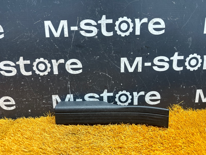 Накладка на порог салона, 200 рублей, Красноярск