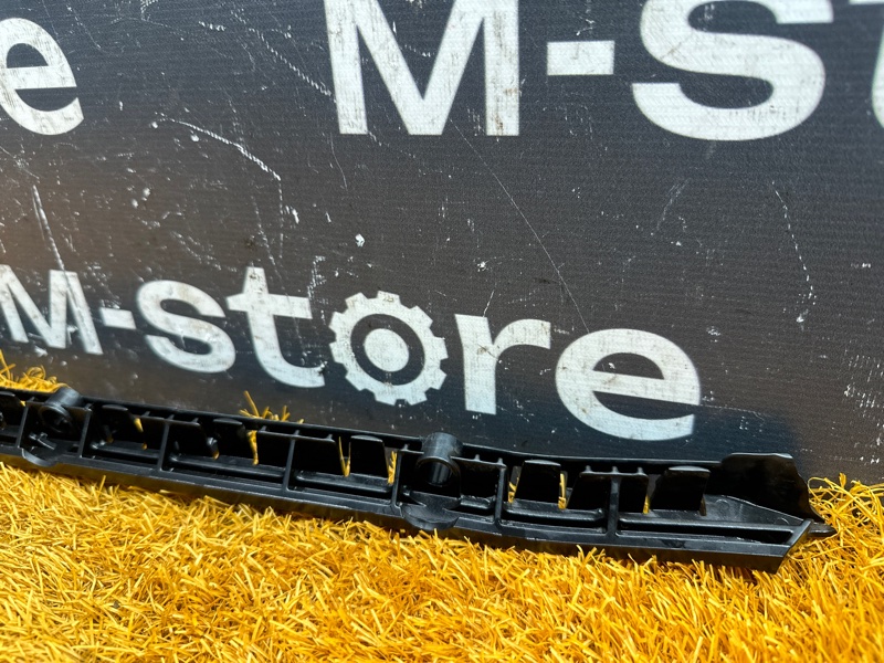 крепление бампера, 900 рублей, Красноярск