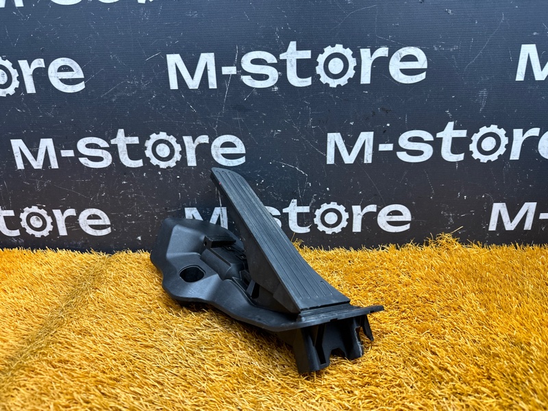 педаль газа, 500 рублей, Красноярск