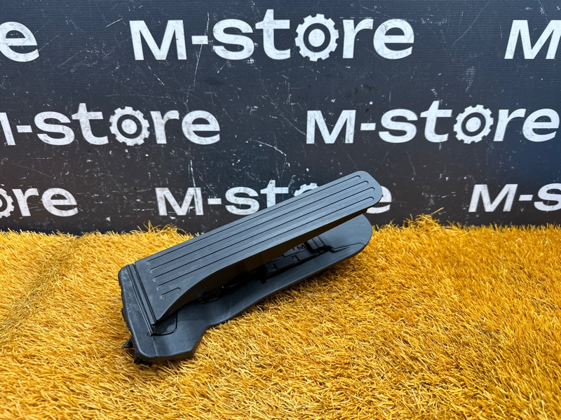 педаль газа, 500 рублей, Красноярск