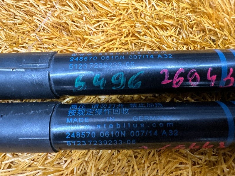 амортизатор капота, 900 рублей, Красноярск