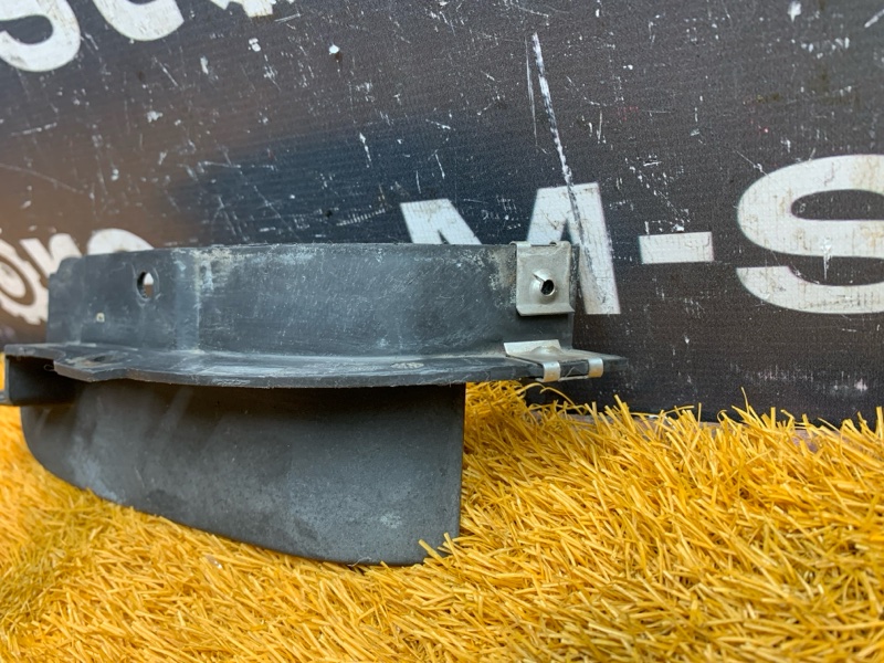 Брызговик, 700 рублей, Красноярск