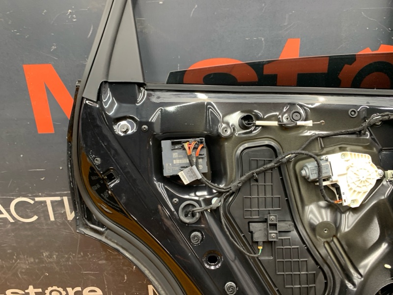 дверь, 23000 рублей, Красноярск