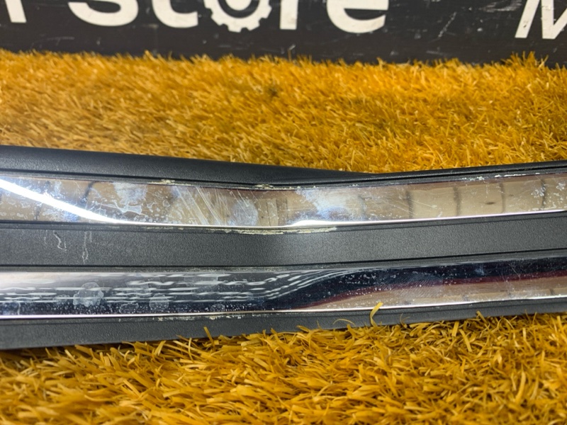 Накладка на порог салона, 2500 рублей, Красноярск