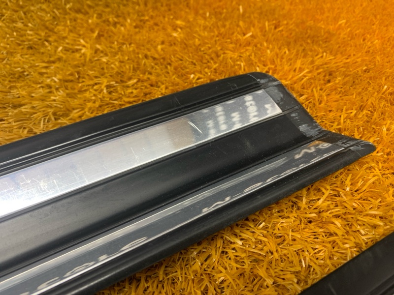 Накладка на порог салона, 2500 рублей, Красноярск