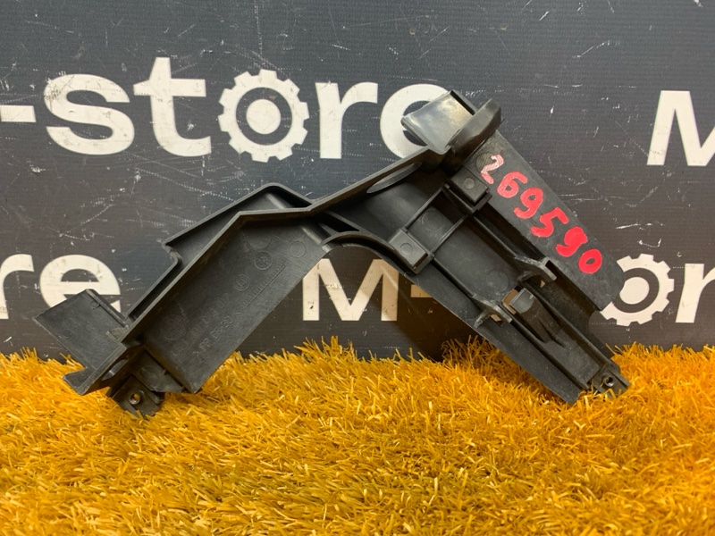 кронштейн фары, 1000 рублей, Красноярск