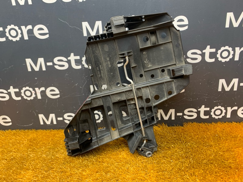 кронштейн фары, 5000 рублей, Красноярск