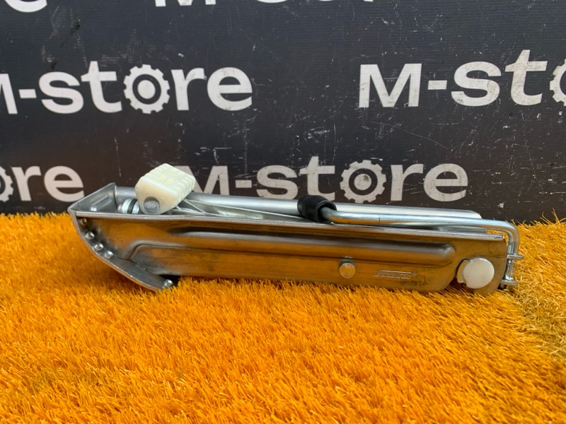 домкрат, 3000 рублей, Красноярск