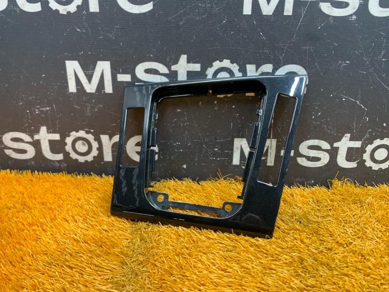 Накладка центральной консоли, 500 рублей, Красноярск