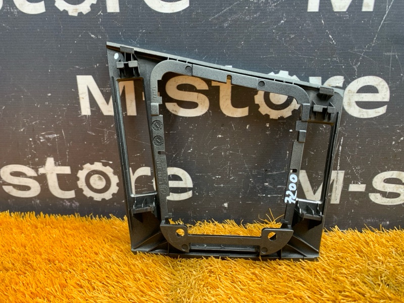 Накладка центральной консоли, 500 рублей, Красноярск