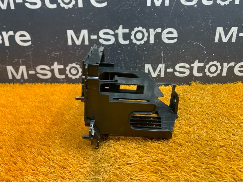 кронштейн магнитолы, 300 рублей, Красноярск