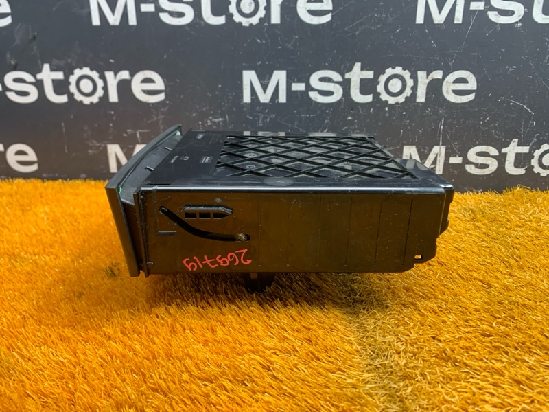 Блок кнопок (подогрев сидений), 1000 рублей, Красноярск