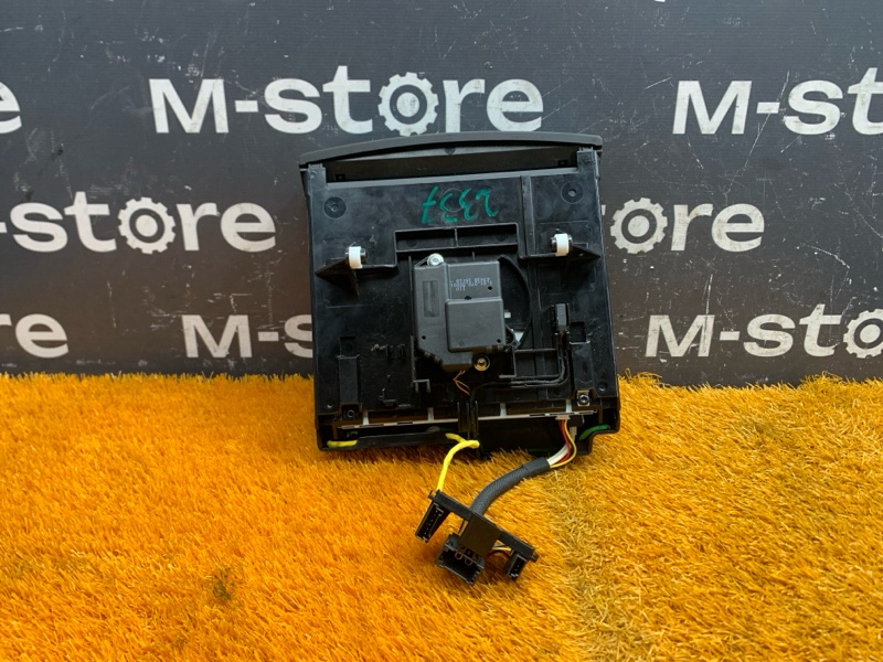 Блок кнопок (подогрев сидений), 1000 рублей, Красноярск