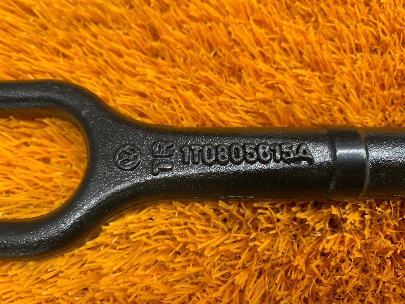 Крюк буксировочный, 1300 рублей, Красноярск