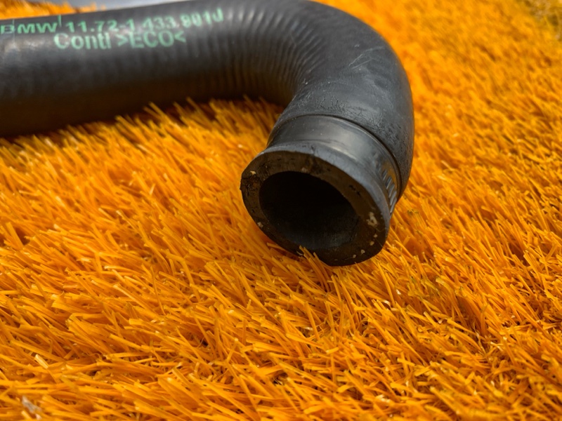 Патрубок системы охлаждения, 300 рублей, Красноярск