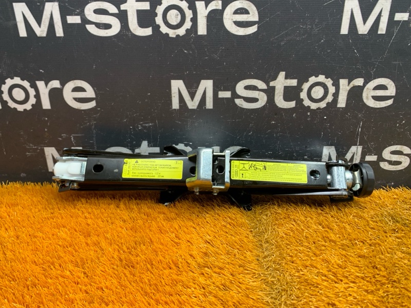 домкрат, 2000 рублей, Красноярск