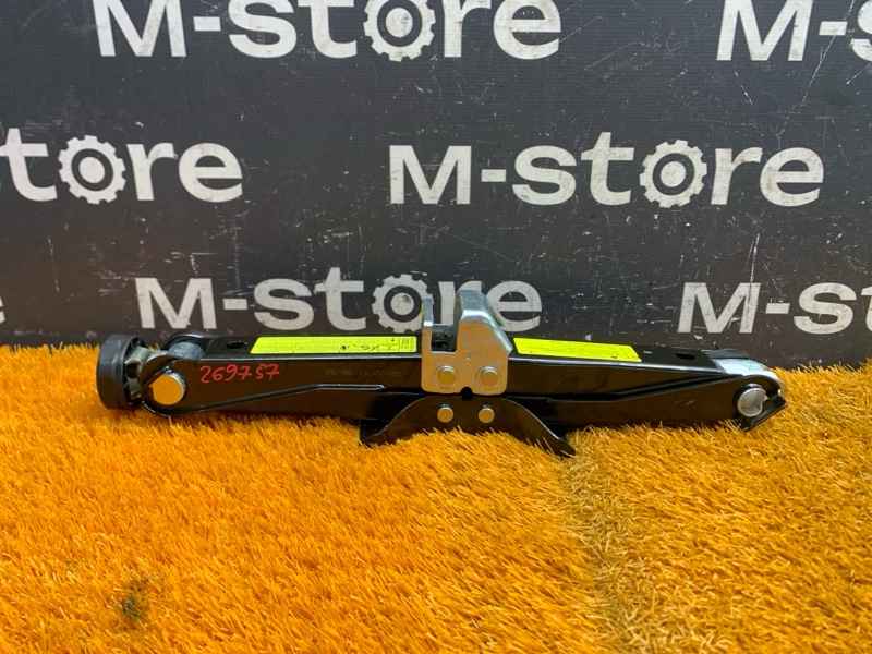 домкрат, 2000 рублей, Красноярск