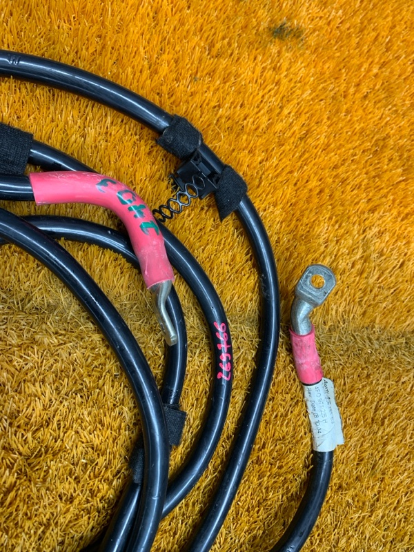 Клемма аккумулятора плюс, 1000 рублей, Красноярск