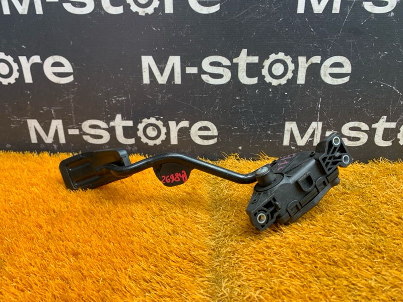 педаль газа, 400 рублей, Красноярск