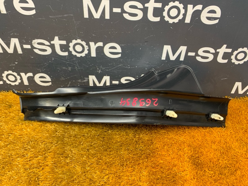 Накладка на порог салона, 300 рублей, Красноярск