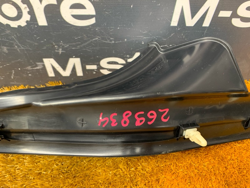 Накладка на порог салона, 300 рублей, Красноярск