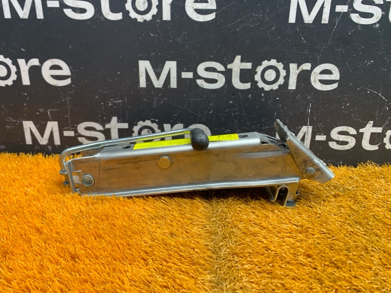 домкрат, 3000 рублей, Красноярск