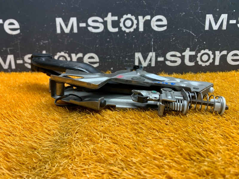 Педаль стояночного тормоза, 500 рублей, Красноярск