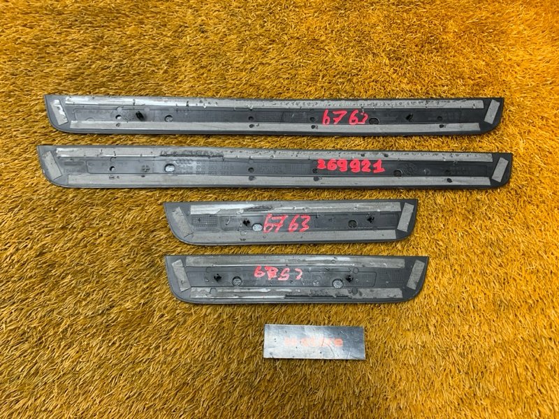 Накладка на порог салона, 1000 рублей, Красноярск